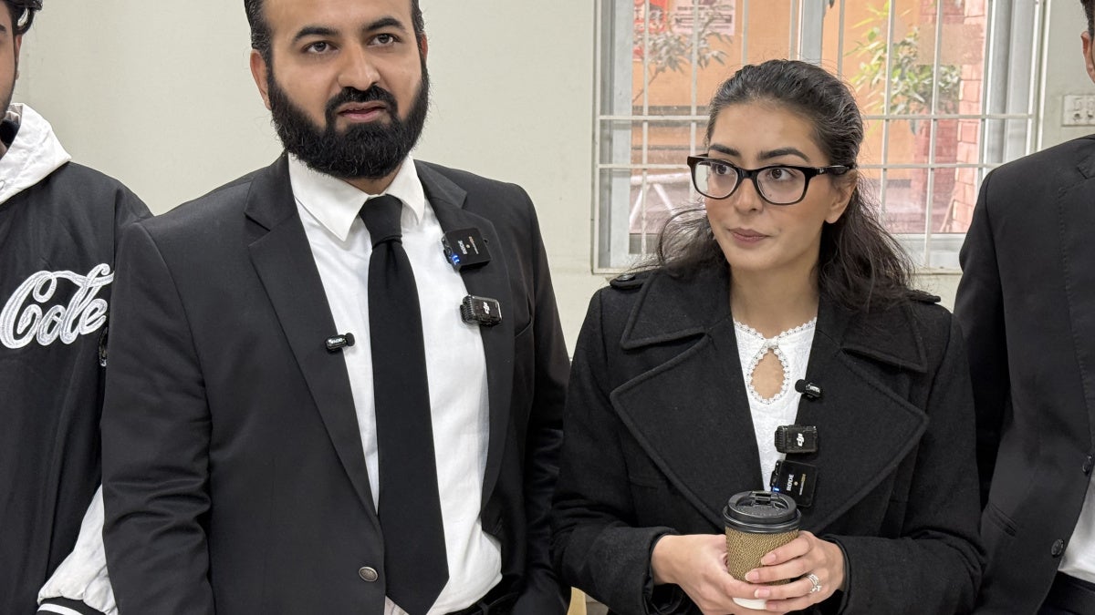 Pakistan: Rights Lawyers Rearrested after Bail