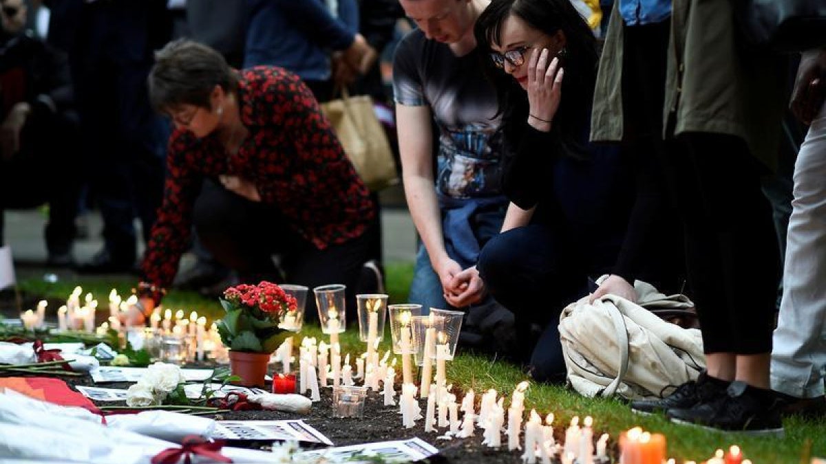 人権ウォッチ フロリダ銃乱射事件から悲劇と銃の関係を考える Human Rights Watch 人権ウォッチ フロリダ銃乱射事件から悲劇と銃の関係を考える Human Rights Watch