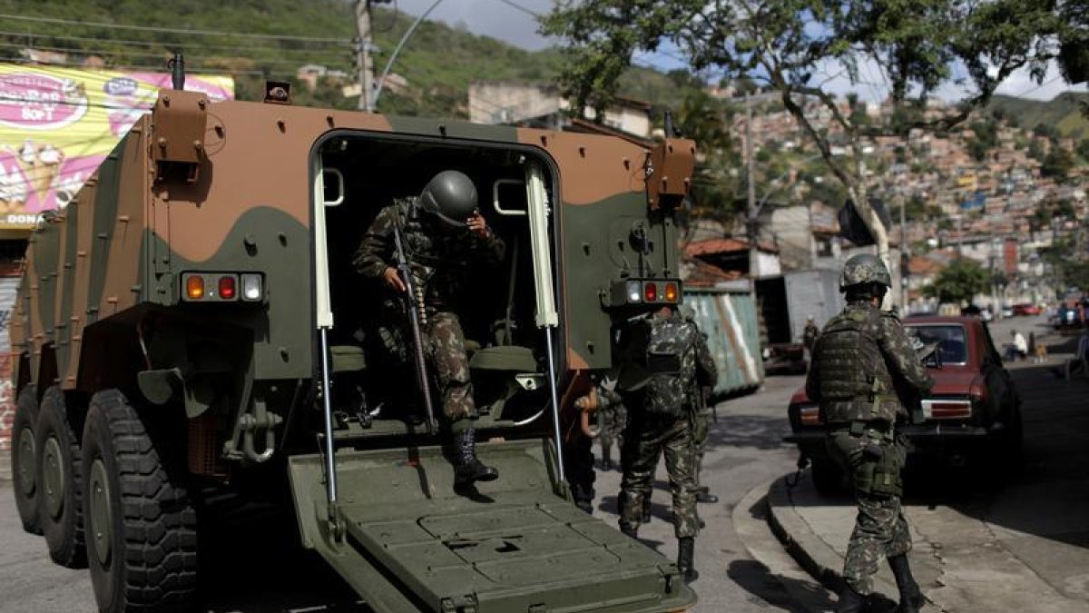 Rio Rico Raid Aftermath Brazil: Investigate Killings in Rio Raid | Human Rights Watch