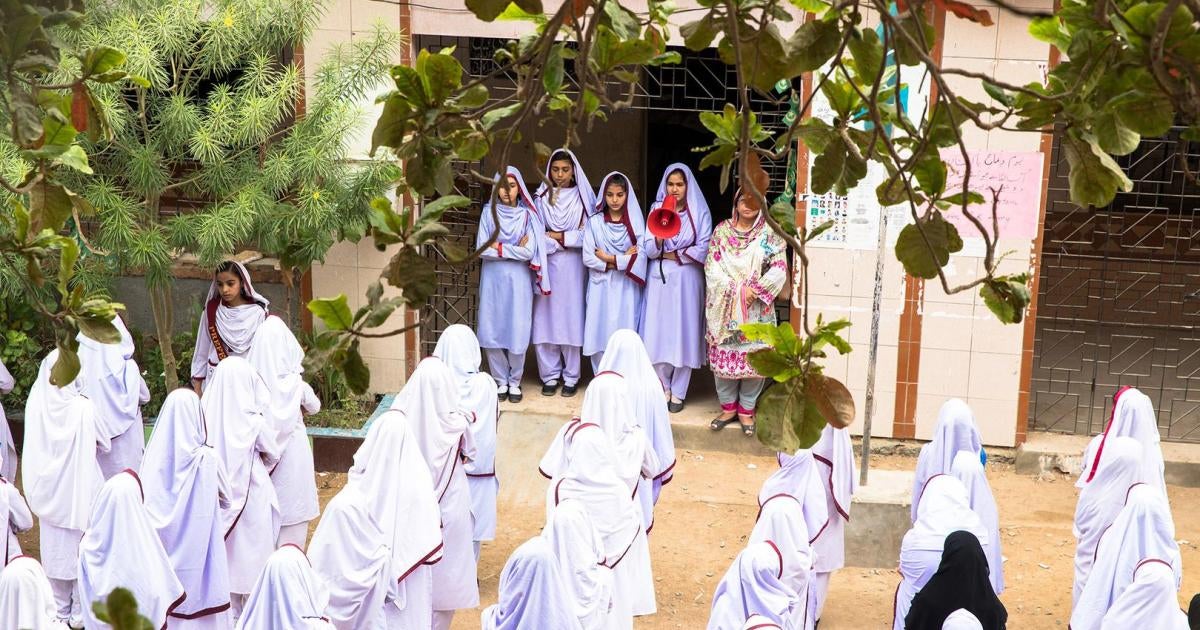 1200px x 630px - Shall I Feed My Daughter, or Educate Her?â€: Barriers to Girls' Education in  Pakistan | HRW