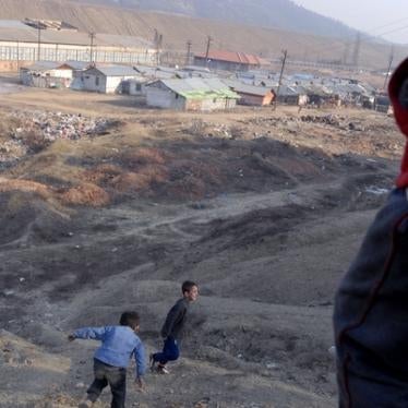 Kosovo: Actuar de inmediato para clausurar los campamentos contaminados