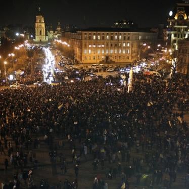 Україна: Надмірна Сила Проти Демонстрантів