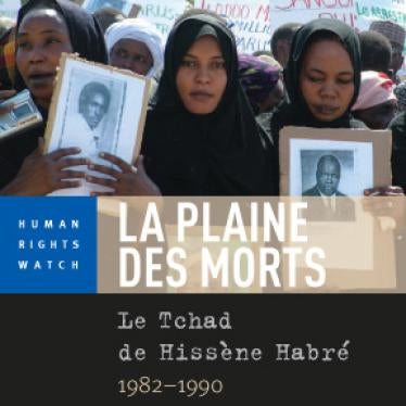 Cet ouvrage de 714 pages, intitulé La Plaine des Morts, se base sur treize années de recherches pour démontrer que Habré était personnellement impliqué dans les abus perpétrés lorsqu’il était au pouvoir de 1982 à 1990, essentiellement par le biais du contrôle étroit qu’il exerçait sur sa redoutée police politique, la Direction de la Documentation et de la Sécurité (DDS).
