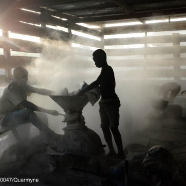 Kinderarbeit in einer informellen Goldmine in Ghana