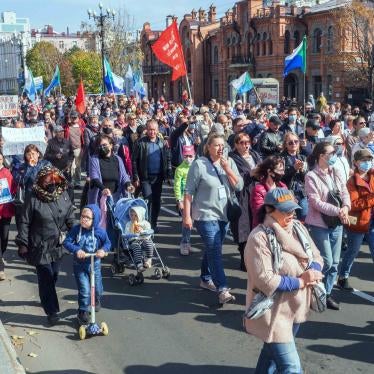 Participants in a rally in Khabarovsk, in Russia's Far East, Saturday, to support the former region's governor Sergei Furgal on Oct. 10, 2020. Police detained several dozen protesters in the first crackdown since such rallies started three months ago.