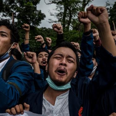 Students and laborers protest against a new job creation law that hinders labor rights, Bandung, Indonesia, October 8, 2020.