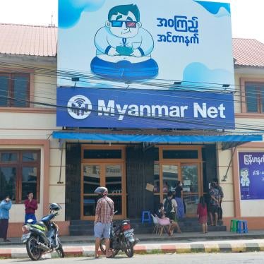 202214asia_myanmar_internet