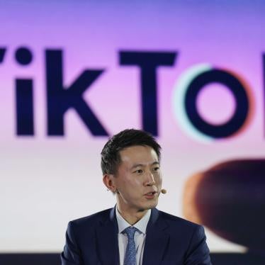 Shou Zi Chew, chief executive officer of TikTok Inc., speaks during the Bloomberg New Economy Forum in Singapore, November 16, 2022.
