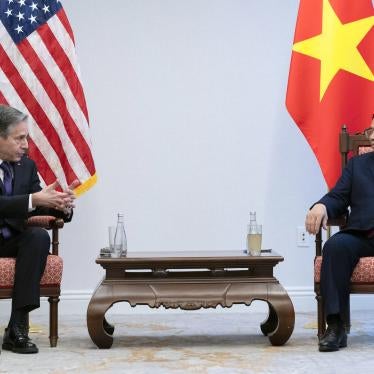 US Secretary of State Antony Blinken, left, meets with Vietnamese Prime Minister Pham Minh Chinh.