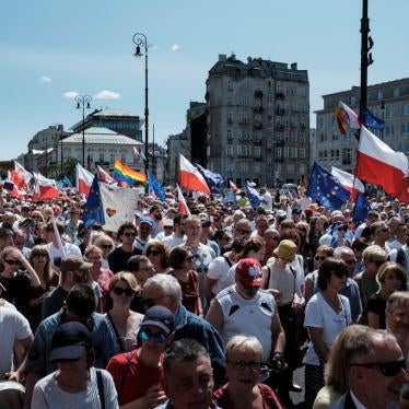 Pro-democratic march in Warsaw gathered up to 500k participants (according to organisers), led by Donald Tusk, former Prime Minister of Poland and President of the European Council 