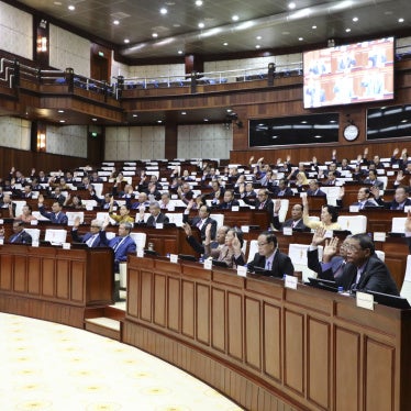 Cambodian lawmakers attend a National Assembly session to consider a draft amendment to the nationality law, Phnom Penh, August 25, 2025.