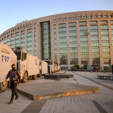 Police cordon off the area outside of the Caglayan courthouse in Istanbul, Türkiye, March 22, 2025.
