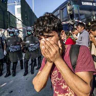 Greece: Chaos, Insecurity in Registration Center