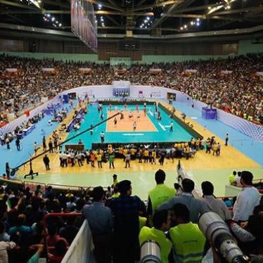 伊朗首都德黑兰12,000座席的阿萨迪（意为“自由”）体育馆，女性被排除在外。