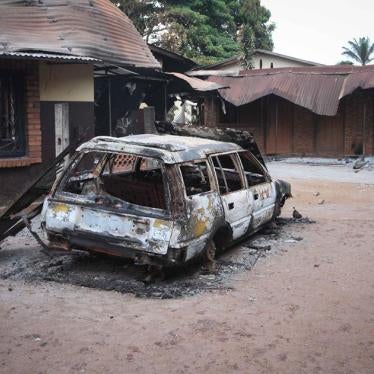 Destroyed vehicle in Bazanga quartier, Bangui, burned out during sectarian violence on September 26, 2015.