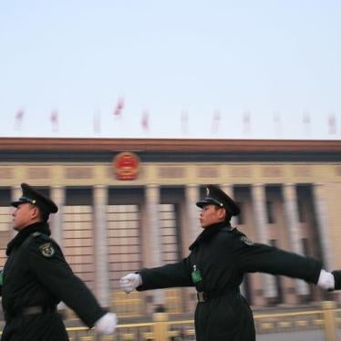 Paramilitary soldiers guard near the Great Hall of the People in Beijing, March 5, 2015.