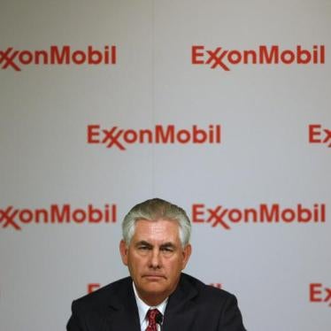 Exxon Mobil CEO Rex W. Tillerson addresses the media at a news conference at the conclusion of the Exxon Mobil Shareholders Meeting in Dallas, Texas May 27, 2009.