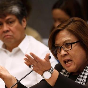 Sen. Leila De Lima speaks at the Philippine Senate hearing on the recent surge in killings on August 23, 2016. 