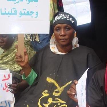Women at a "No to Women's Oppression" rally protesting Sudan's public order laws, in solidarity with journalist Lubna Hussein, who was prosecuted for wearing trousers.  © August 2009 Private