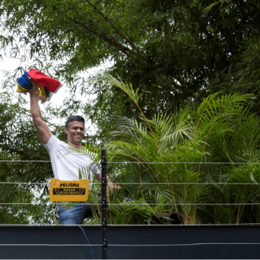 Leopoldo López está en casa pero la tiranía continúa