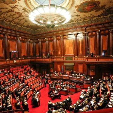 Italia: Legge sulla Tortura al di Sotto degli Standard Internazionali