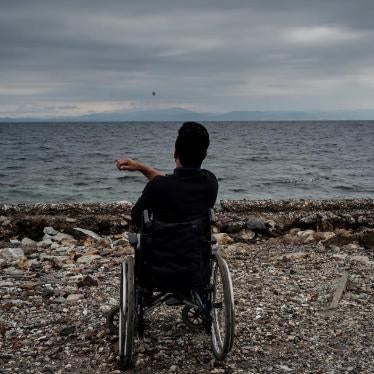 Greece: Urgent Need to Move Asylum Seekers from Islands