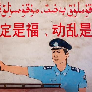 201712asia_china_xinjiang A mural in Xinjiang reads "Stability is a blessing, Instability is a calamity," Yarkand, Xinjiang Uyghur Autonomous Region, China on September 20, 2012. 
