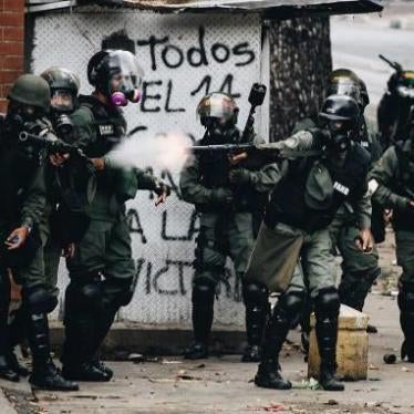 How to Avoid a Bloodbath in Venezuela