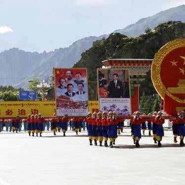 中国：应撤销起诉藏族教育维权人士 