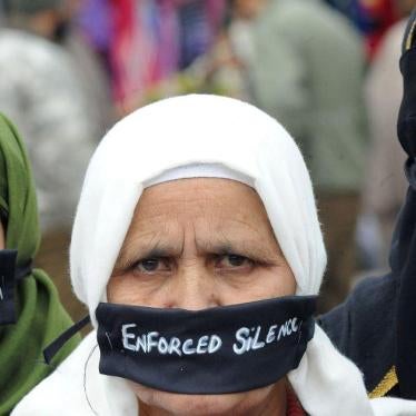Protests in Kashmir against the closure of the Pathribal encounter case. Security forces in India have been accused of frequently engaging in extrajudicial killings.  