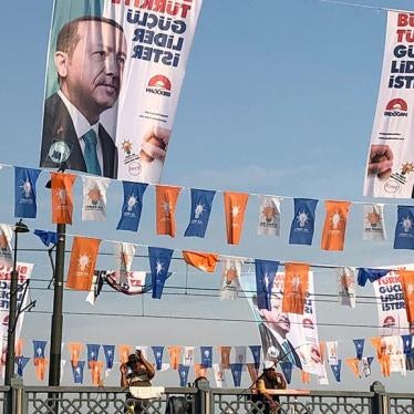 President Recep Tayyip Erdogan’s campaign posters read “Great Turkey wants a strong leader”, flying above election banners for the ruling Justice and Development Party (AKP) he chairs, Galata Bridge, Istanbul, June 2018.