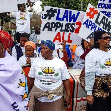 Activists from mining communities protesting at the Pietermaritzburg High Court on August 24, 2018, KwaZulu-Natal © 2018 Rob Symons