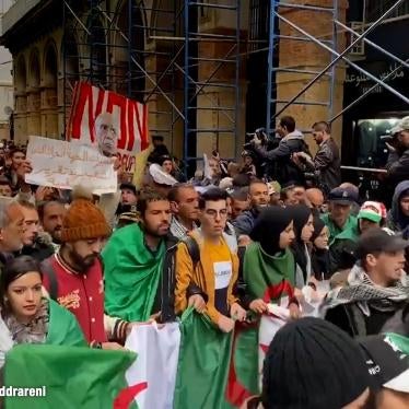 201911MENA_Algeria_Protests