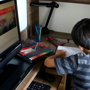 Child performing educational activities with distance learning resources in the city of Curitiba, Brazil, March 24, 2020. 