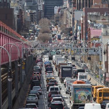 Traffic making its way into Manhattan from Brooklyn over the Williamsburg Bridge, New York City, March 28, 2019.