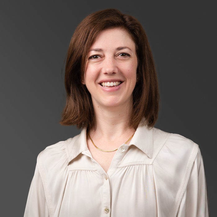 Portrait of Caroline Treur