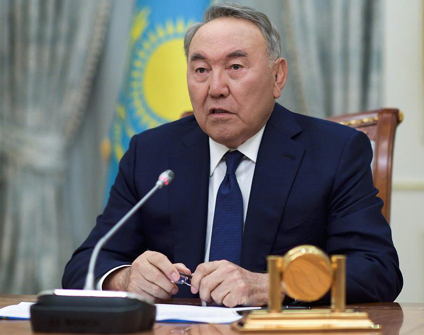 Kazakhstan’s Soviet-Era Leader Resigns After 30 Years 